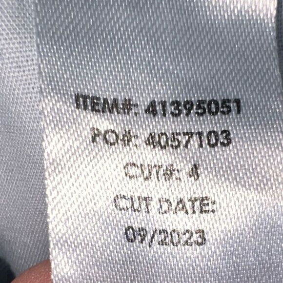 Torrid Perfect Boyfriend Ankle Jeans 26R Distressed Raw Hem Classic Denim - Picture 12 of 15